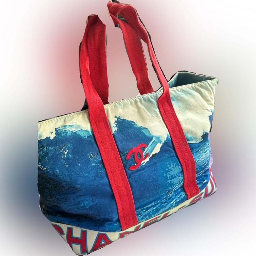CHANEL SURF TOTE 100% authentic